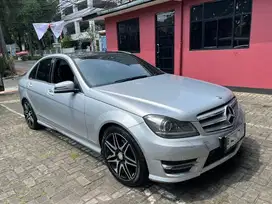 Mercedes Benz C250 AMG Line Panoramic Sunroof