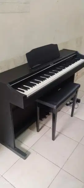 Dijual Piano Roland Rp102 kondisi bagus normal semua