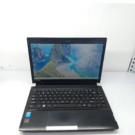 JUAL LAPTOP CORE I5 RAM 10GB TOSHIBA DYNABOOK R734 - HARGA BISA NEGO