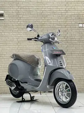 ODO 3RB‼️ Vespa Primavera 150 ABS 2022 Grey Avio Termurah - mustika