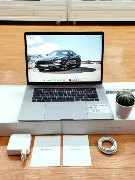 Jual Cepatt  !! MACBOOK  PRO RETINA 15 2018 CORE I 7