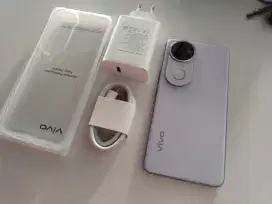 Vivo v50 12/256Gb