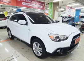 Outlander PX 2.0 2013 Putih,Tdp20jt KM Dikit