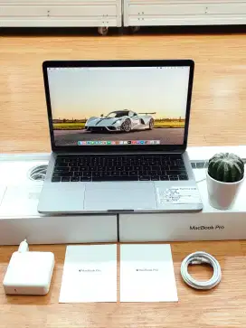 Jual Cepatt  !! MACBOOK PRO RETINA 13 2020 1 TB