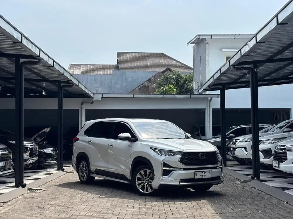 Toyota zenix Q TSS hybrid Modelista 2023