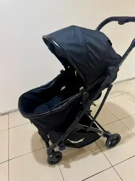Preloved Stroller Babydoes Pronto R+