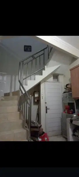 Dijual rumah second dekat tol, stasiun LRT 670jt Cimanggis Depok