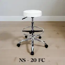 NS - 20 FC / KURSI DIREKTUR /KURSI KANTOR / KURSI BAR RODA/KURSI PUTAR