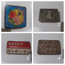 Pajangan kaleng kaleng jadul tahun 90 an