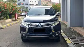 Mitsubishi Pajero 2.4 Dakar Ultimate 4x2 AT Hitam 2018 km.30rb