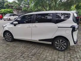 Toyota Sienta 2021 Bensin