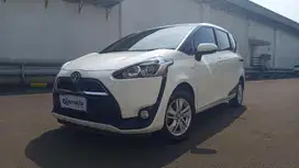 DP Rendah  7JT Toyota Sienta 1.5 G Bensin-MT 2017 Putih