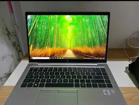 Laptop bekas layak pakan