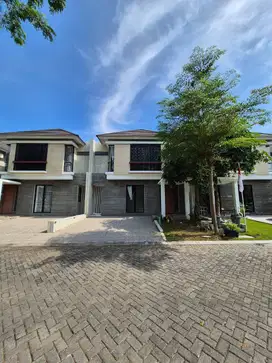 Rumah Citraland Utara Northwest Lake View Danau