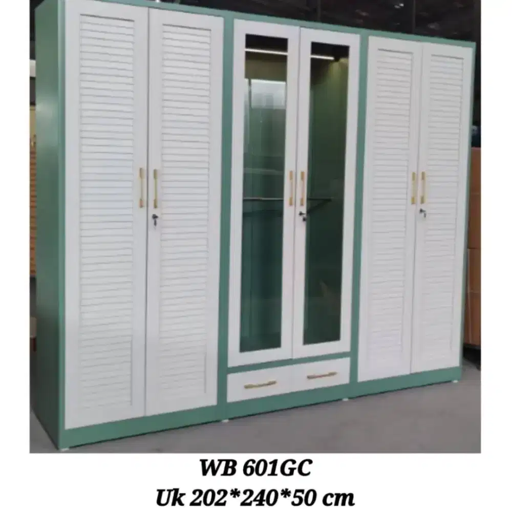 Lemari besi 6 pintu