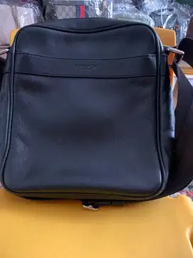Tas kulit cowok COACH ori