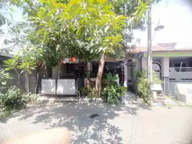 RUMAH DI JALAN PESONA SEKAR GADING U 12A, SEKARDANGAN SIDOARJO