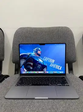 MacBook Air M2 2022 16/256GB