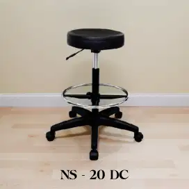 NS - 20 DC / KURSI DIREKTUR /KURSI KANTOR / KURSI BAR RODA/KURSI PUTAR