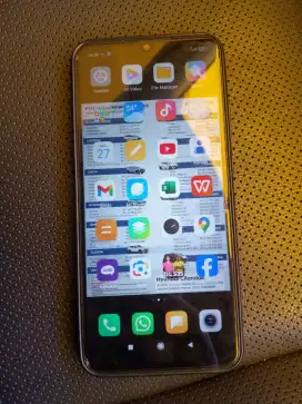 Redmi 9 c ram 4 / 34 cakep