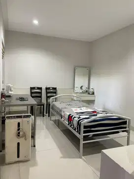 Rumah cantik 4 kamar full furnish Palm Hill Estate Semarang