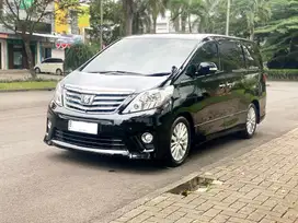 Toyota Alphard 2013