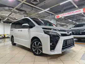 Toyota Voxy 2019 TDP 8 JT