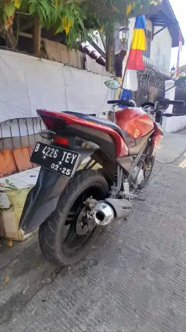 Bismillah jual yamaha vixion thn 2015