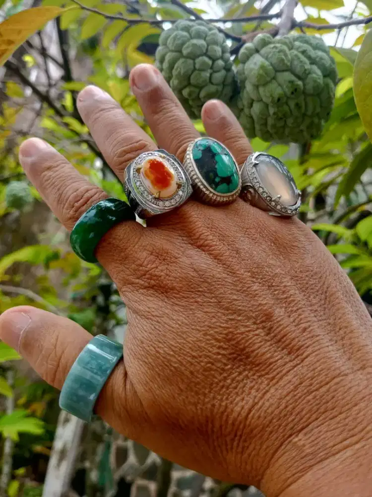 Cincin Pirus, angka 8, Giok cincin,Anggur kristal dll