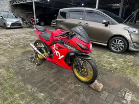 Ninja 250 R 2015