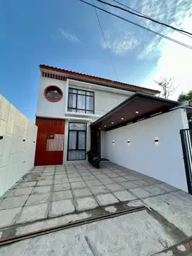 Dijual Rumah Konsep Jepang Modern Lokasi Strategis Banyak Bonus