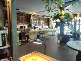 Ruang Usaha Galery 3lantai SHM Lift CCTV Kemang Raya Jak sel CL 195