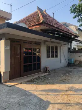 Rumah Strategis di Matraman, Bebas Banjir dan Potensi Investasi Kost