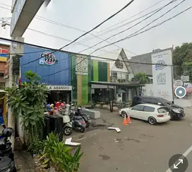 ruang usaha diarea komersial, cilandak. jaksel