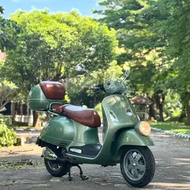 Vespa GTV 250ie Italy 2009