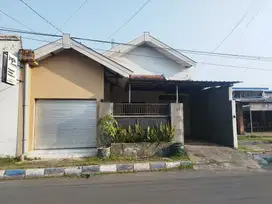 Rumah Nol Jalan Cocok untuk Usaha