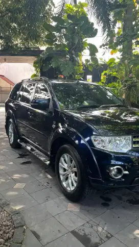 Pajero dakar 2014 matic bensin super istimewa skl