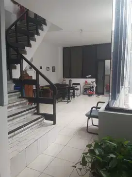 DIJUAL HUNIAN + KOS 13  KAMAR   LB 800  & LB 235 PETOJO - JAKPUS