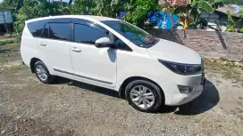 Innova Diesel 2.4 V 2020