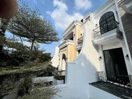 RUMAH MODERN CLASSIC DI CILANDAK