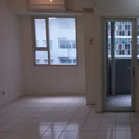 Menteng Square 1 Br Unfurnished Termurah