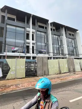 Rumah konsep Ruko area slipi jakarta barat