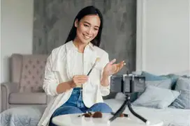LOWKER: HOST LIVE