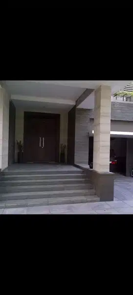 Jual murah rumah mewah di jl eyckman