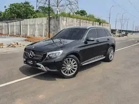 [LOW ODO !!] MERCEDES BENZ GLC250 EXCLUSIVE 4 MATIC 2016