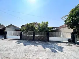 Direct owner ! Jual rumah + furniture Lokasi seputaran jl. Raya tajem.