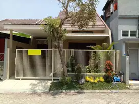 Rumah Masih Baru Akses Mudah di Jalur Utama Kepuharjo Malang