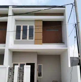 rumah baru 2lt Gunung Anyar Surabaya 800 jt an