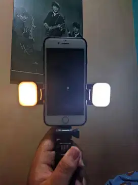 Tripod Bluetooth lampu flash Led
