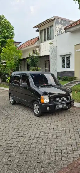 Karimun kotak 2005 hitam